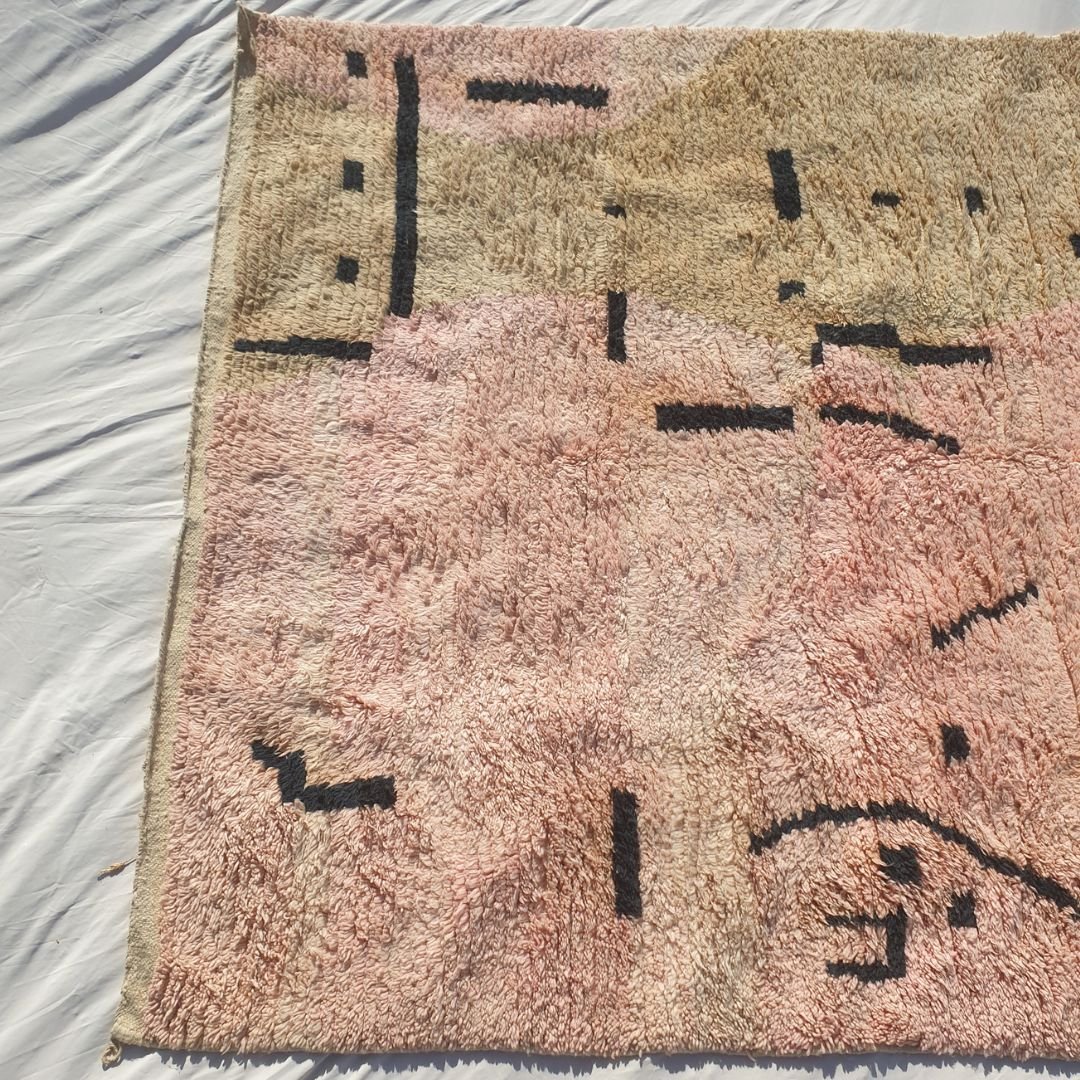 Samli - 6x9 Moroccan Rug - Sandy Beige Blush Boujaad Berber Tifinagh Script Handwoven Wool Carpet | 6'3"×9'8" Ft | 192×295 cm - OunizZ