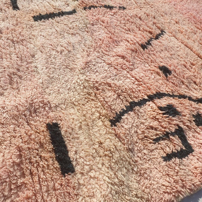 Samli - 6x9 Moroccan Rug - Sandy Beige Blush Boujaad Berber Tifinagh Script Handwoven Wool Carpet | 6'3"×9'8" Ft | 192×295 cm - OunizZ