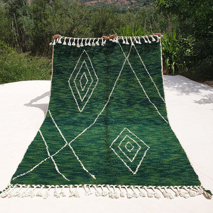 Sibila | Green Moroccan Rug 5x8 Soft Authentic Beni Ourain | 5'15x8'43 Ft | 157x257 cm - OunizZ