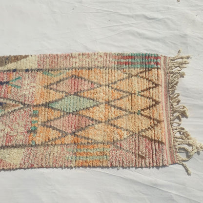 Skhala - Cream Moroccan Runner Rug with an Airy Pastel Diamond Lattice and Small Hand-Drawn Motifs - Handwoven Berber Carpet | 2'6"x9'10" Ft | 77x300 cm - OunizZ