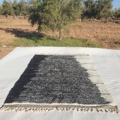 Tchara | Classic Black & White 6x10 Beni Ourain Rug - Plush Berber Wool Shag Carpet | 6'82x10'14 Ft | 208x309 cm - OunizZ