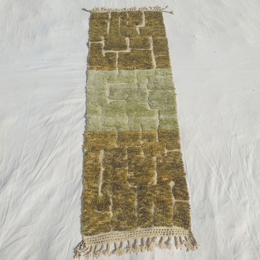 Tomania - Olive Green Beni Ourain Runner Rug with Brick Mosaic Pattern - Handwoven Berber Carpet | 2'9"x9' Ft | 84x275 cm - OunizZ