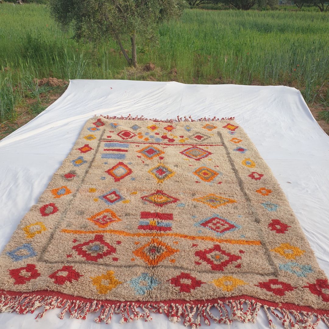 Wania - Handmade Beni Mrirt Moroccan Rug 6x9 ft – Plush Multicolor Diamond Geometric Moroccan Shag Wool Rug | 6'9"x9'9" Ft | 206x298 cm - OunizZ