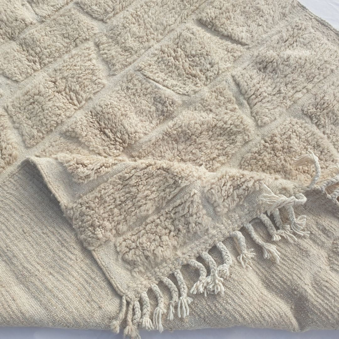 Yabre - Ivory Beni Ourain Rug - Brick Cobblestone Carved Relief Moroccan Berber Carpet | 6'7"x10'3" Ft | 201x314 cm - OunizZ