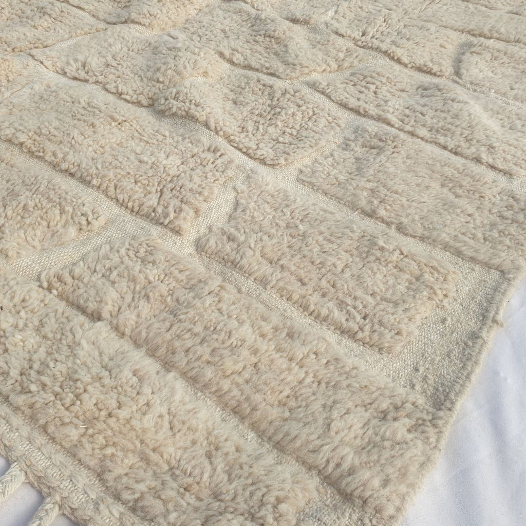 Yabre - Ivory Beni Ourain Rug - Brick Cobblestone Carved Relief Moroccan Berber Carpet | 6'7"x10'3" Ft | 201x314 cm - OunizZ