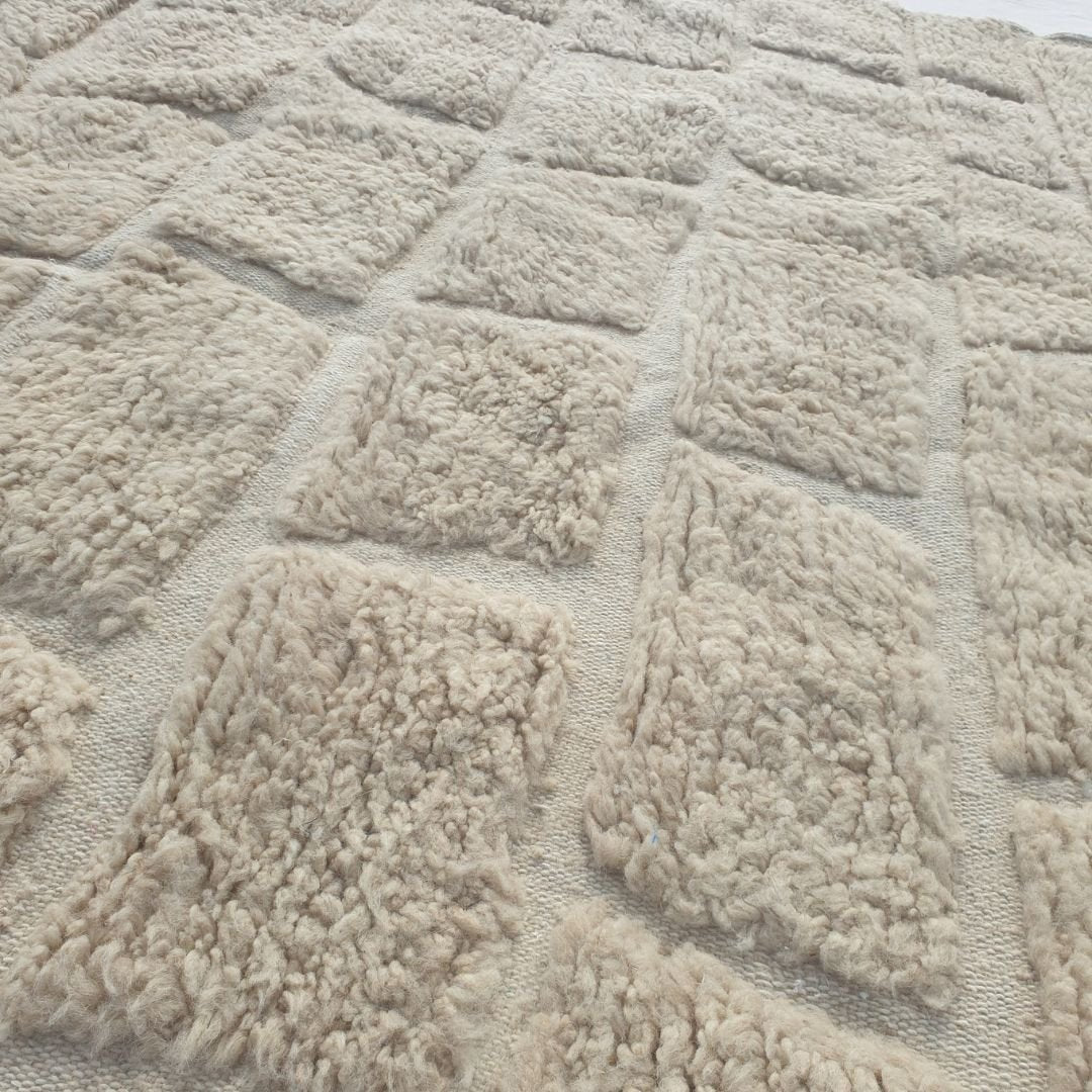 Yabre - Ivory Beni Ourain Rug - Brick Cobblestone Carved Relief Moroccan Berber Carpet | 6'7"x10'3" Ft | 201x314 cm - OunizZ