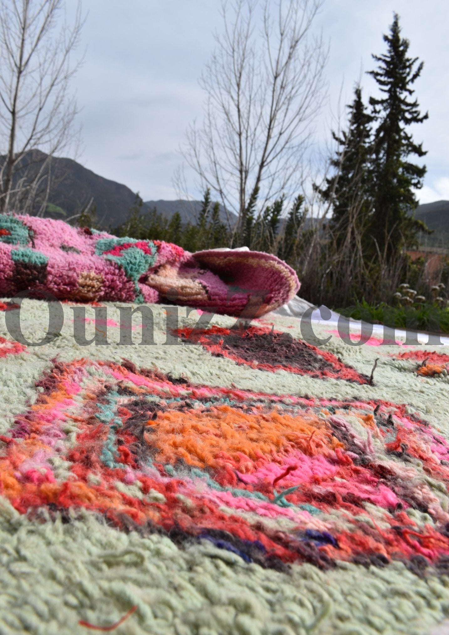 COLCHI | Boujaad Rug | 100% wool handmade in Morocco - OunizZ