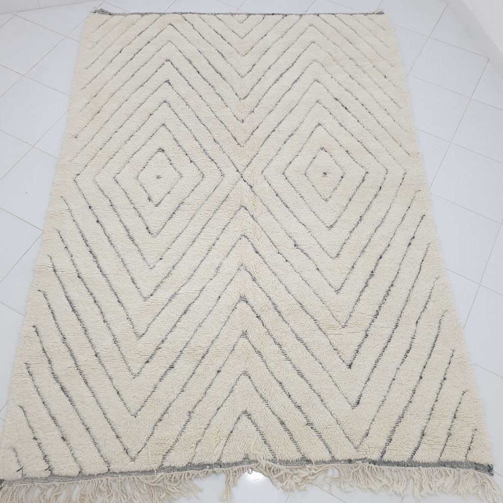 JBEN | 9'4x6'6 Ft | 2,85x2 m | Moroccan Beni Ourain Rug | 100% wool handmade - OunizZ