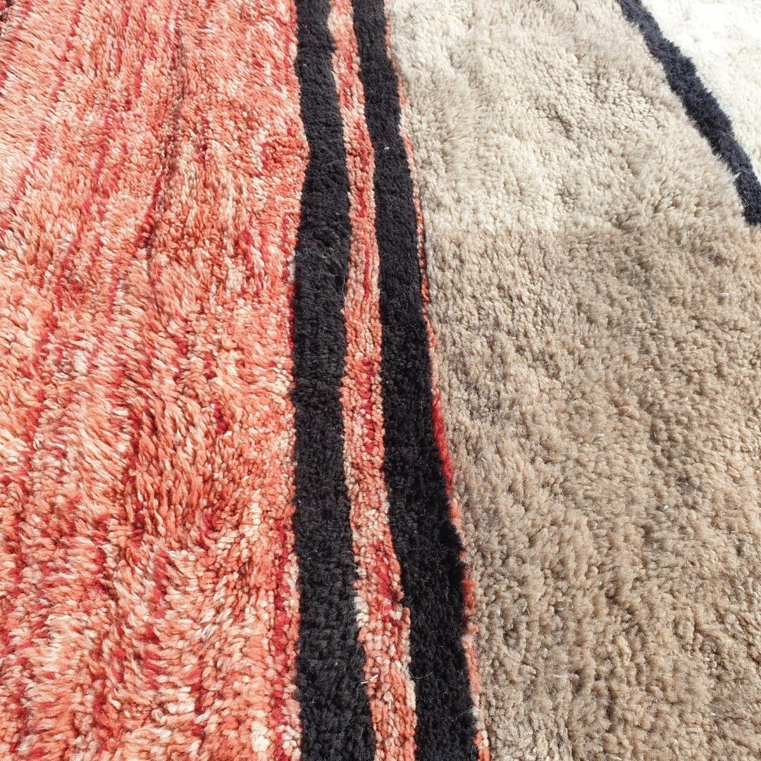 KIMMA (Super Soft Super Thick) | 9'68x7'05 Ft | 295x215 cm | Moroccan Beni Mrirt Rug | 100% wool handmade - OunizZ