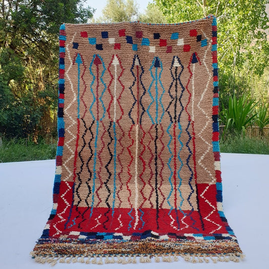 Lassia - Moroccan Boujad Berber Rug | Colorful Authentic Handmade Bedroom Rug | 8'4x5'4 Ft | 2,57x1,64 m - OunizZ
