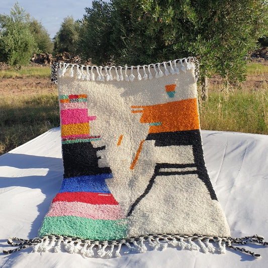 Likana - BENI OUARAIN Moroccan White Rug for Bedroom | Moroccan High Pile Area Rug Berber Authentic Wool | 5'6x3'7 Ft | 171x112 cm - OunizZ