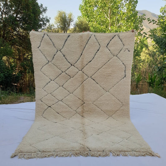 Mharfa - BENI OUARAIN Moroccan White Rug Soft & Thick for Living Room or bedroom | Moroccan High Pile Area Rug Berber Authentic Wool | 9'9x6'6 Ft | 3x2 m - OunizZ