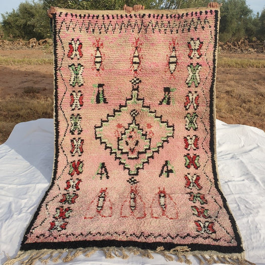 MOROCCAN BOUJAAD RUG | Moroccan Berber Rug | Colorful Rug Moroccan Carpet | Authentic Handmade Berber Bedroom Rugs | 8'4x5'3 Ft | 2,57x1,62 m - OunizZ