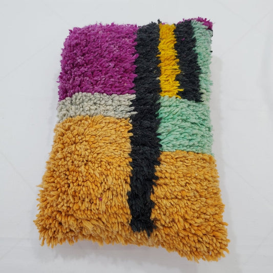 Moroccan Rug Cushion Covers - Moroccan Rug Pillow - Handmade Moroccan rug Pillow Cover - Wool cushion covers - Moroccan handmade pillow cover - OunizZ