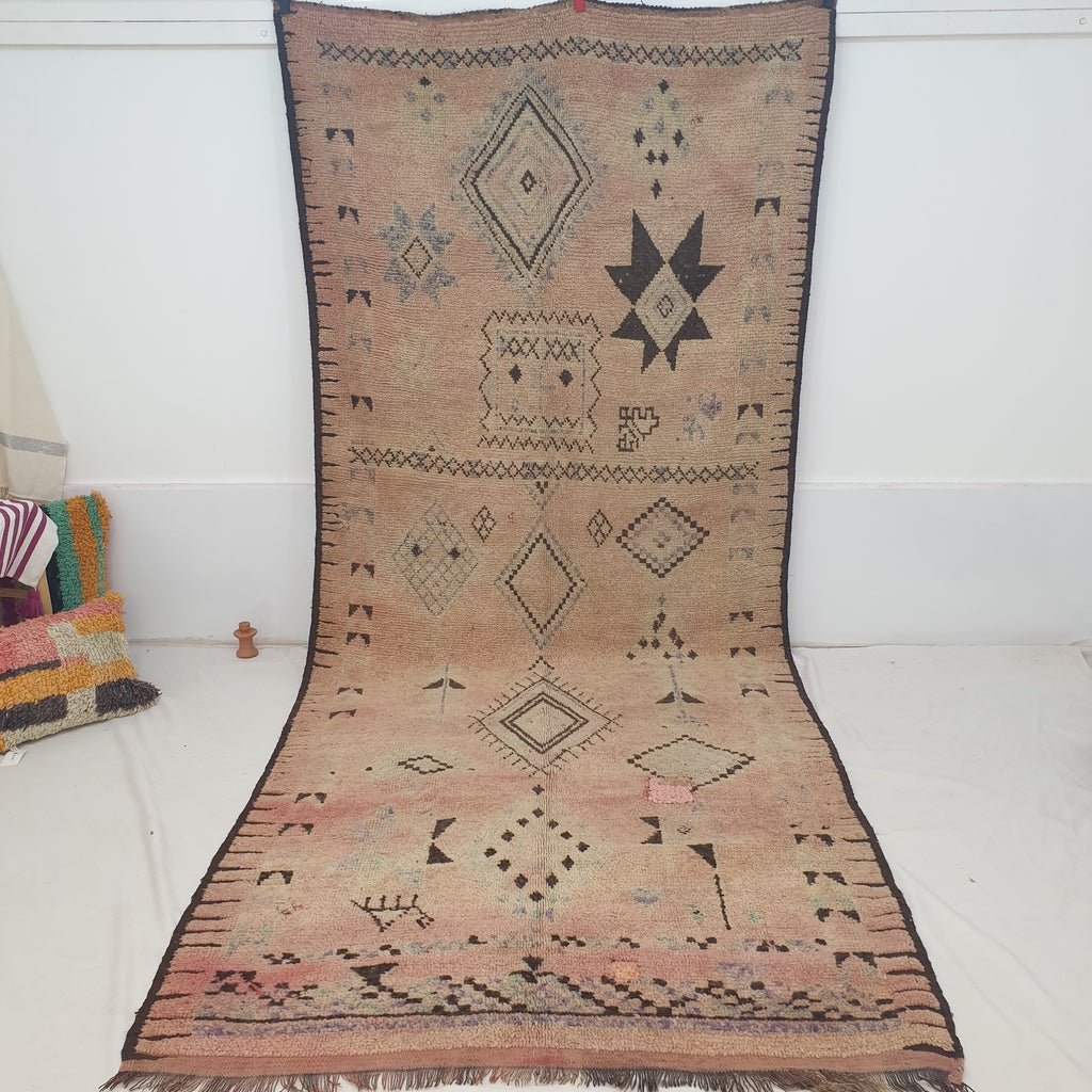 Moroccan VINTAGE Rug | 12'4x5'1 Ft | 3,79x1,56 m | TOWABA | 100% wool handmade - OunizZ